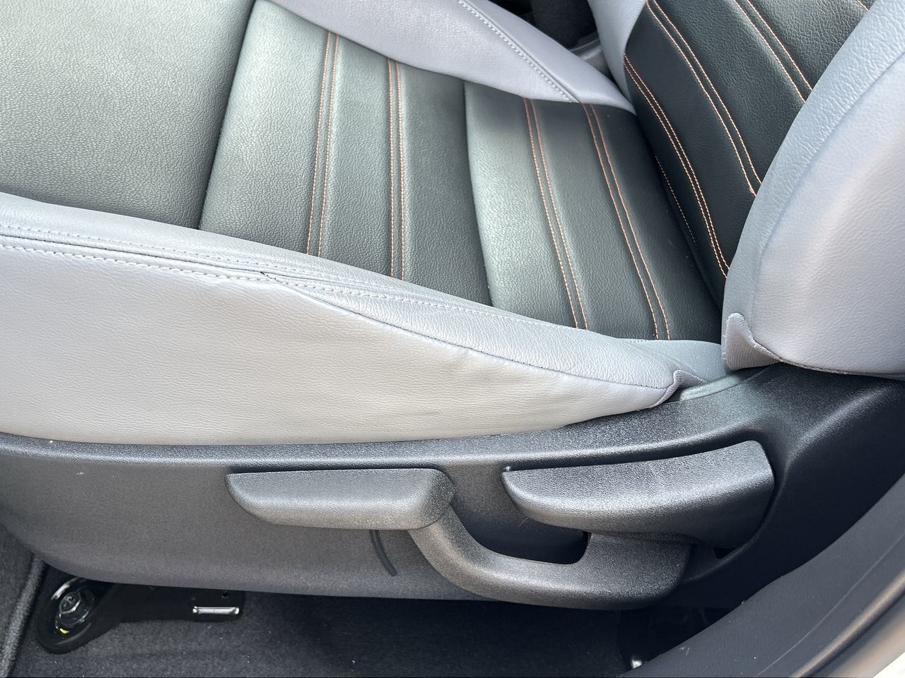 2023 Nissan Kicks in Oakville, Ontario