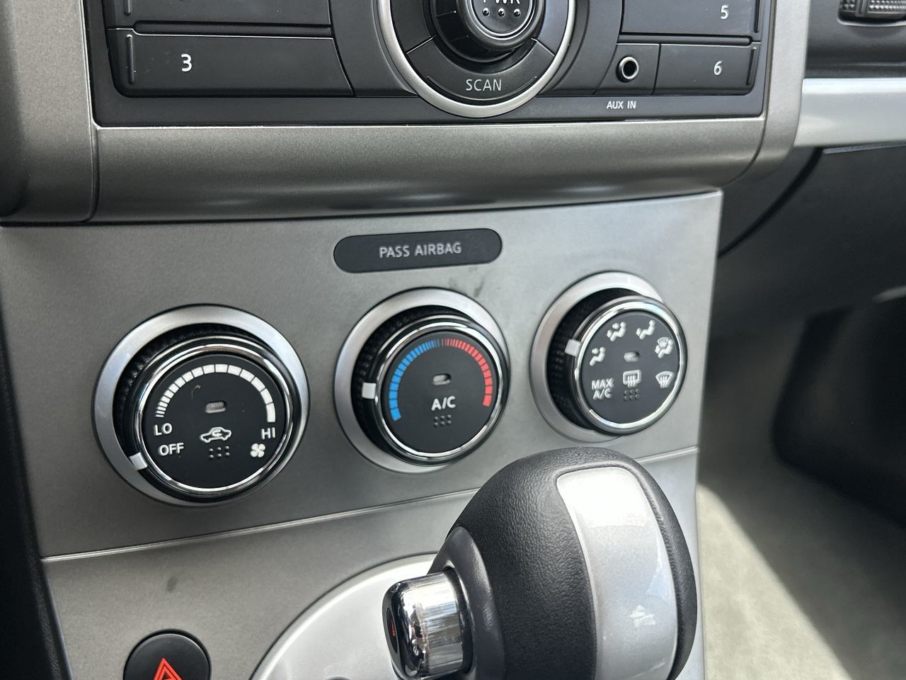 Nissan Sentra  2012 à Oakville, Ontario