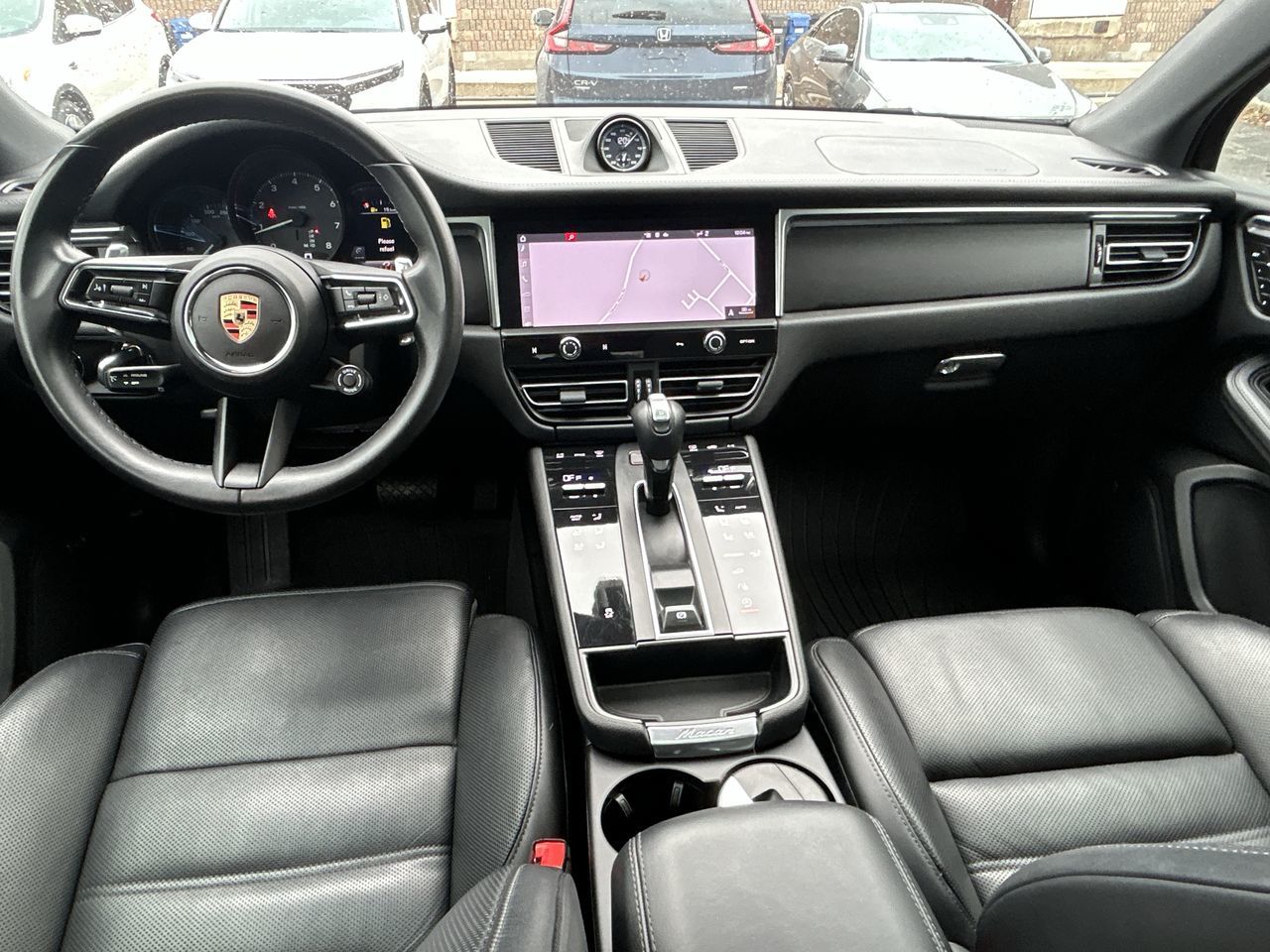 Porsche Macan  2023 à Oakville, Ontario