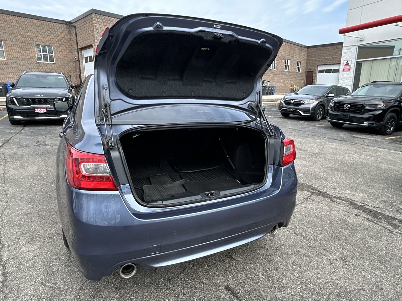 2015 Subaru Legacy in Oakville, Ontario