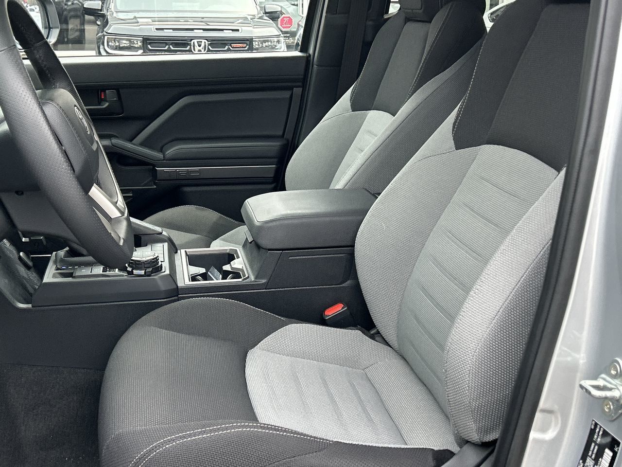 Toyota 4Runner  2025 à Oakville, Ontario