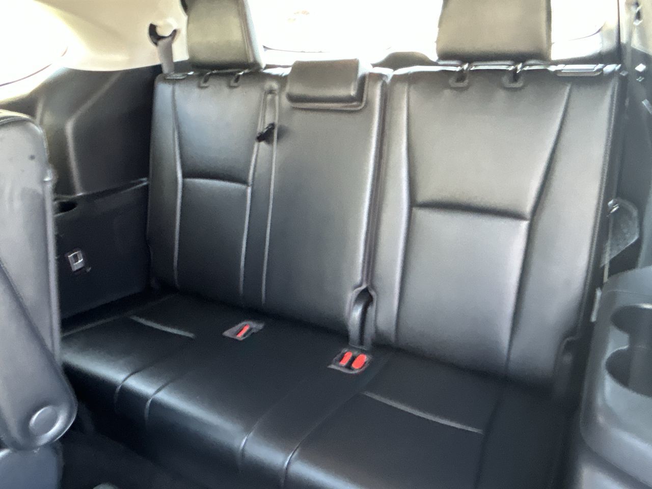2023 Toyota Highlander hybrid in Oakville, Ontario