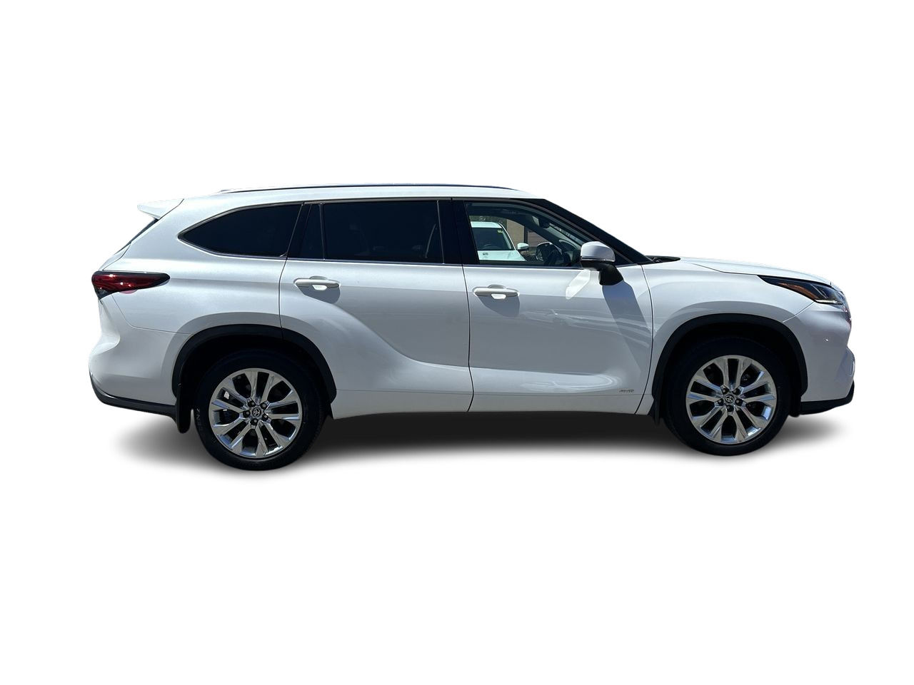 2023 Toyota Highlander hybrid in Oakville, Ontario