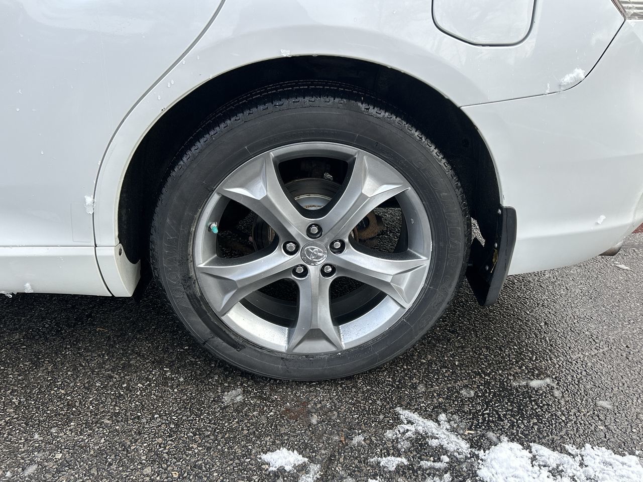 2010 Toyota Venza in Oakville, Ontario