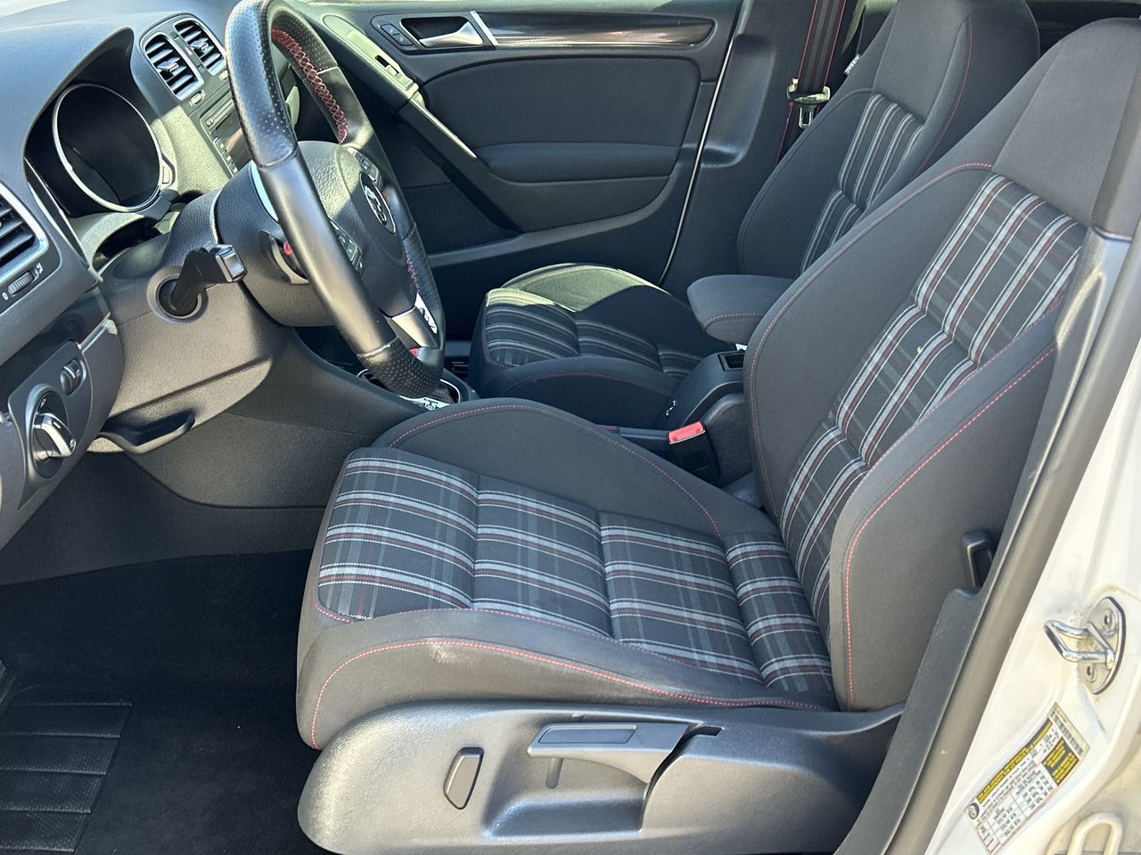 2013 Volkswagen Golf in Oakville, Ontario