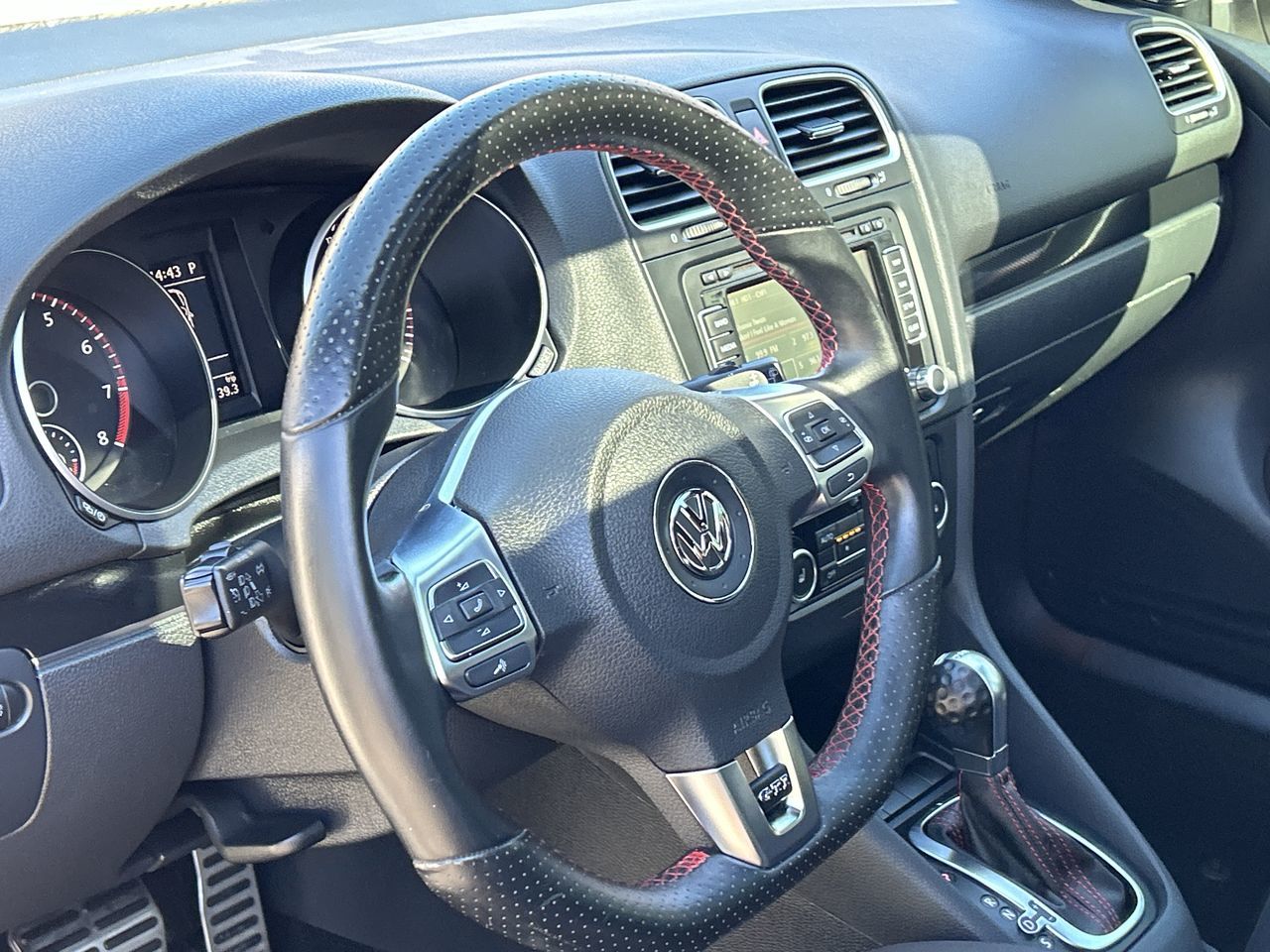 2013 Volkswagen Golf in Oakville, Ontario