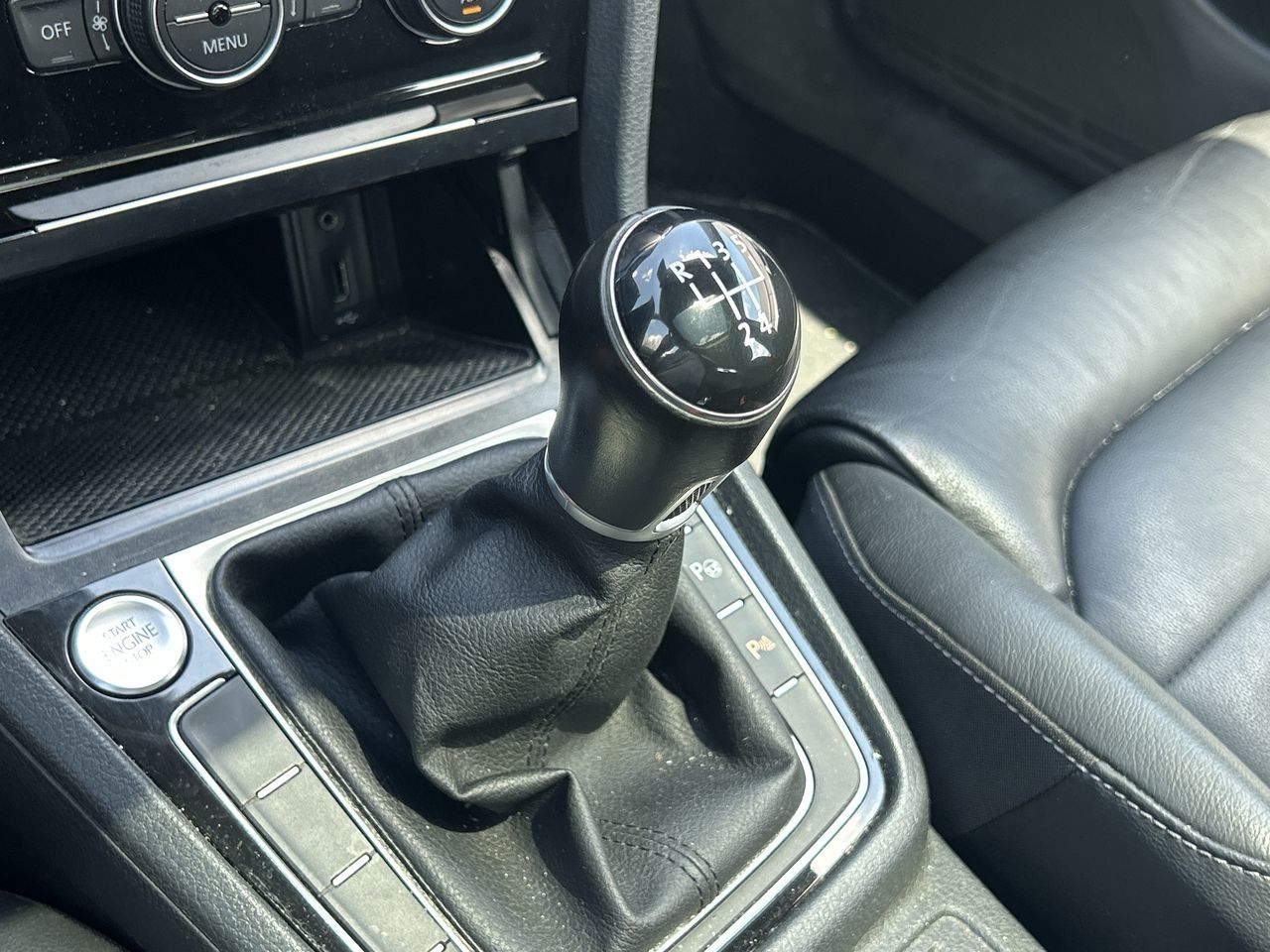 2016 Volkswagen Golf in Oakville, Ontario