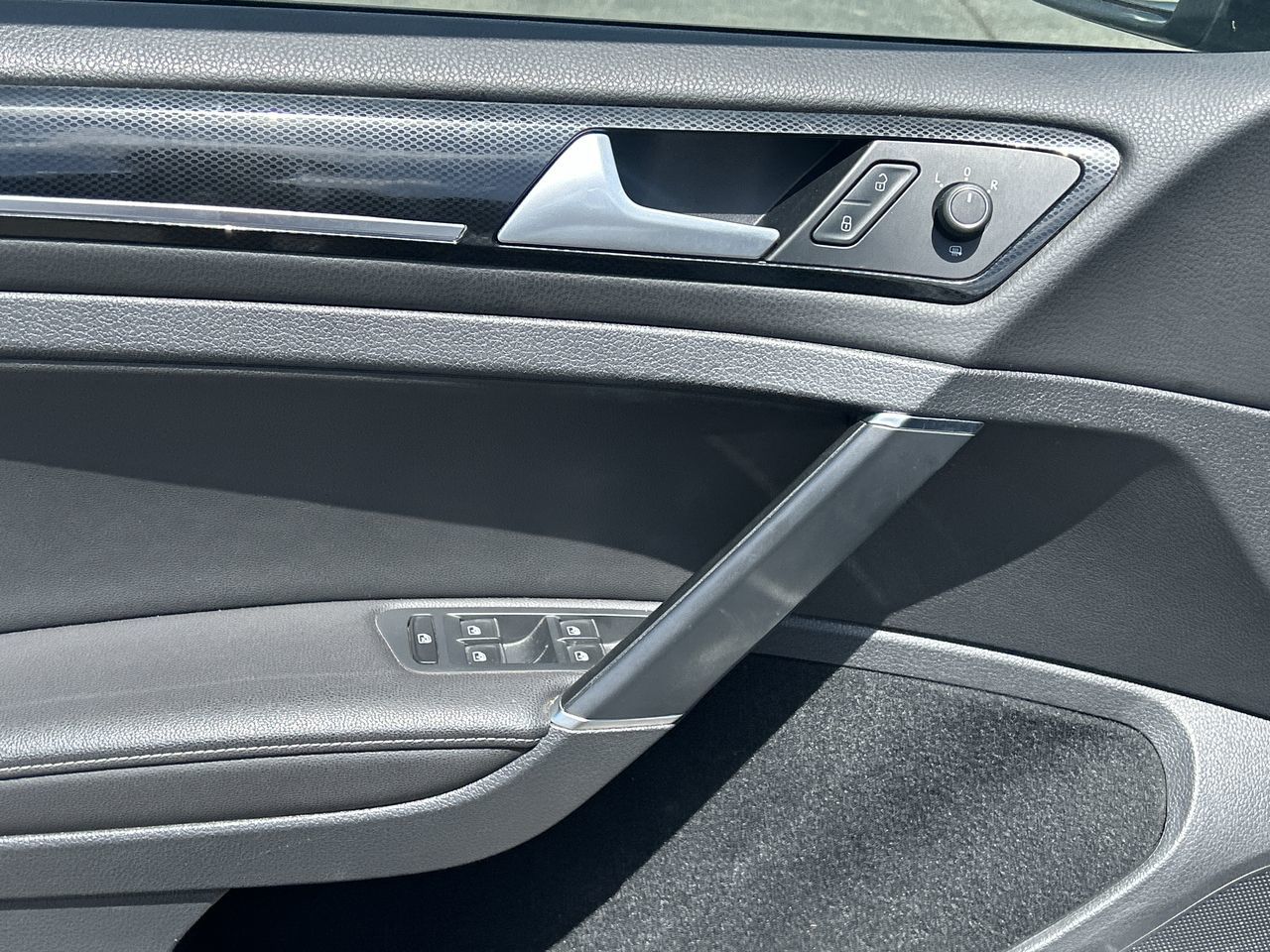 2016 Volkswagen Golf in Oakville, Ontario