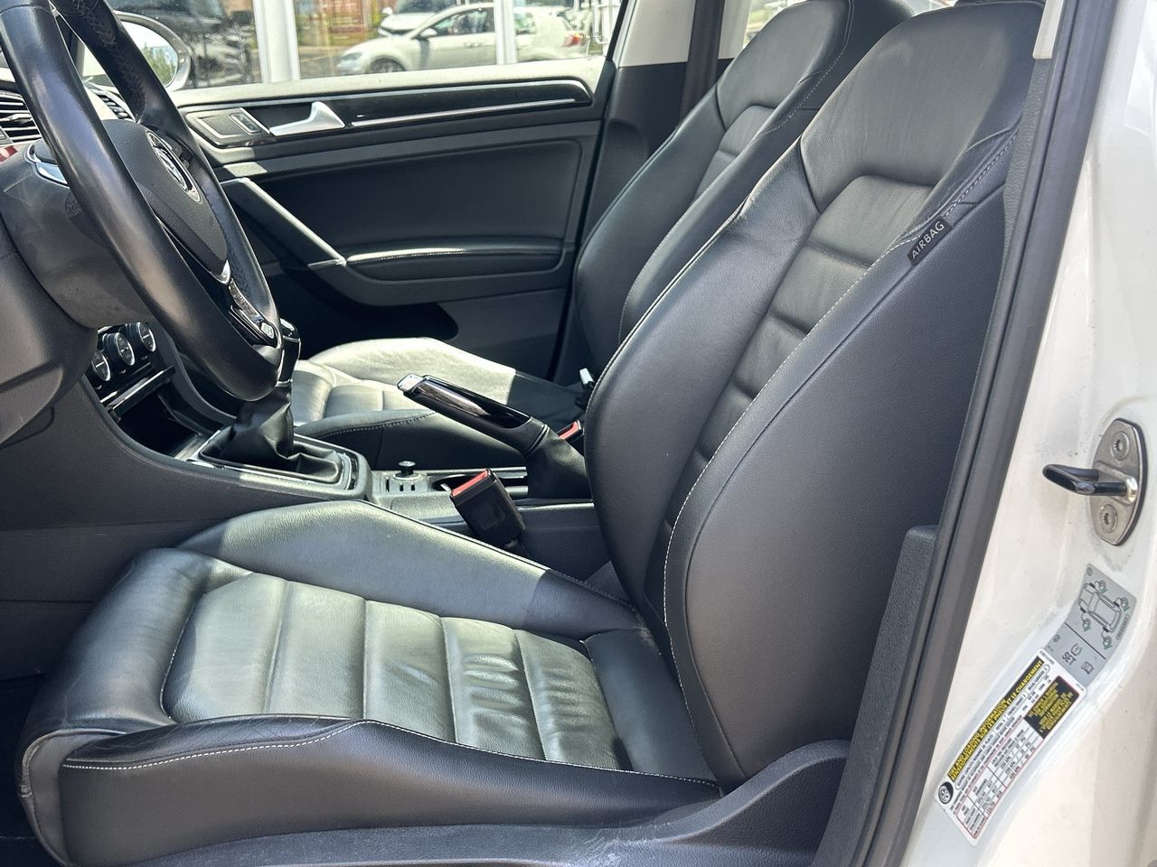 2016 Volkswagen Golf in Oakville, Ontario