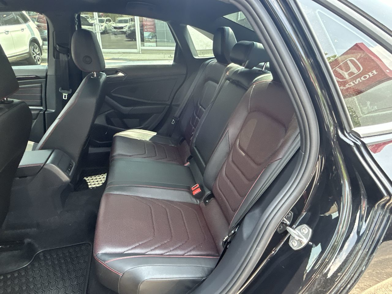 2024 Volkswagen Jetta GLI 2.0T 6Sp in Oakville, Ontario