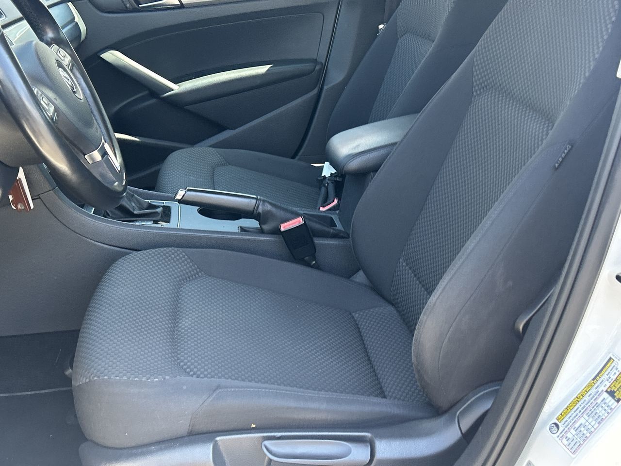 2013 Volkswagen Passat in Oakville, Ontario