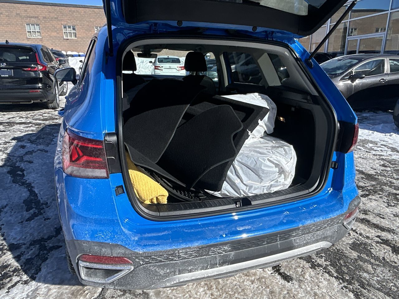 2023 Volkswagen Taos