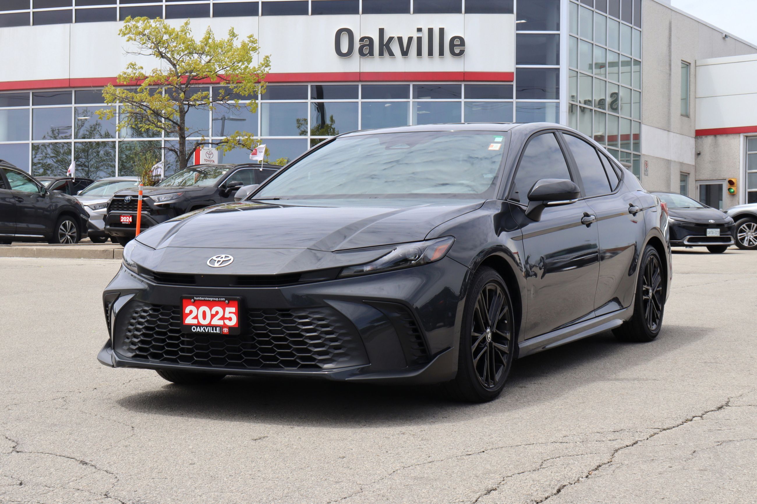 2025 Toyota Camry SE | Clean Carfax
