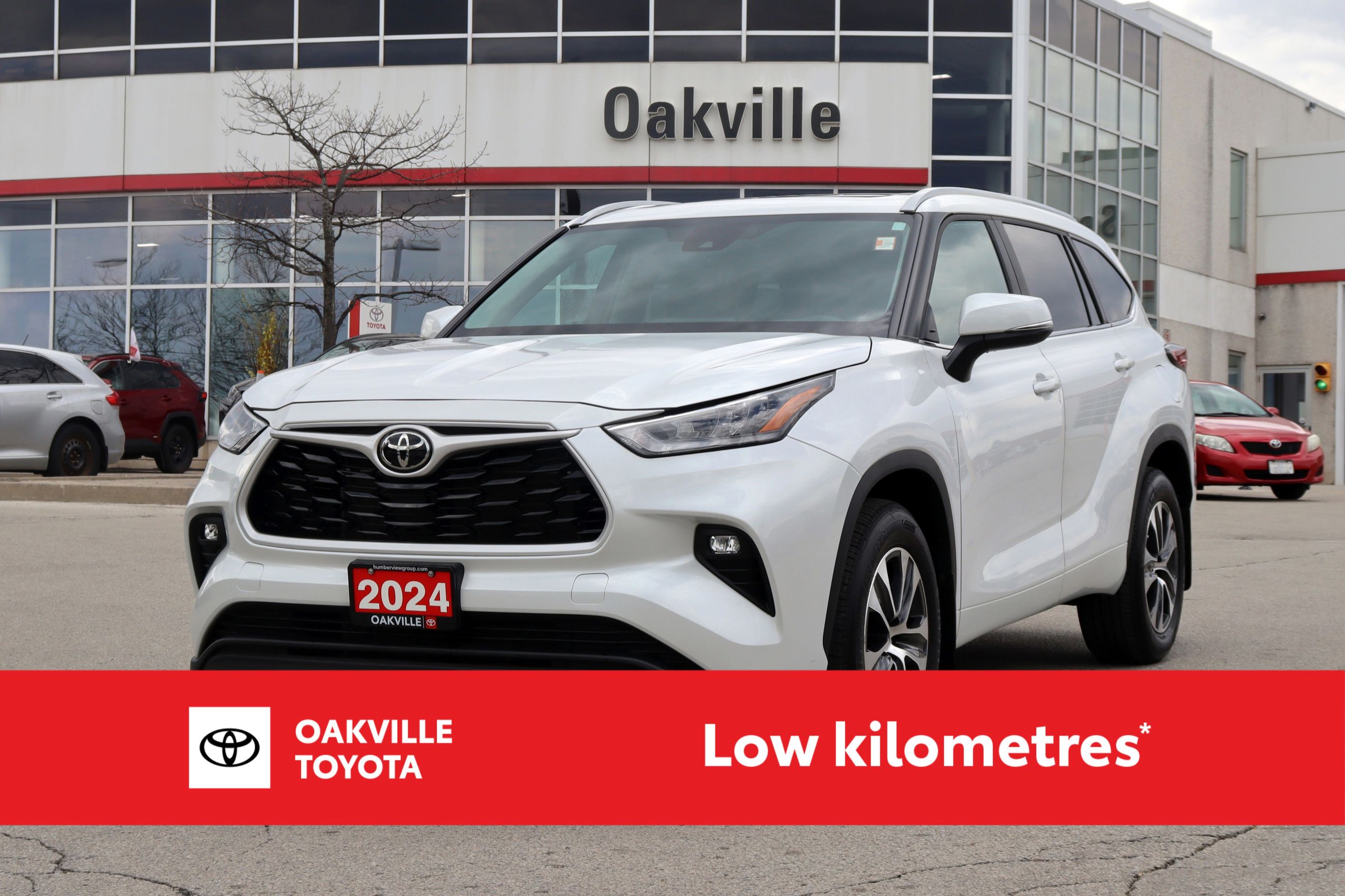 2024 Toyota Highlander XLE AWD Lease Trade-in | Low KM
