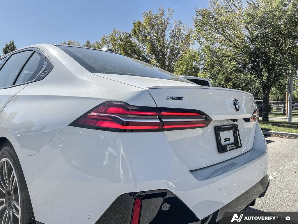 Photo 2026 BMW 5 Series 530i xDrive #6