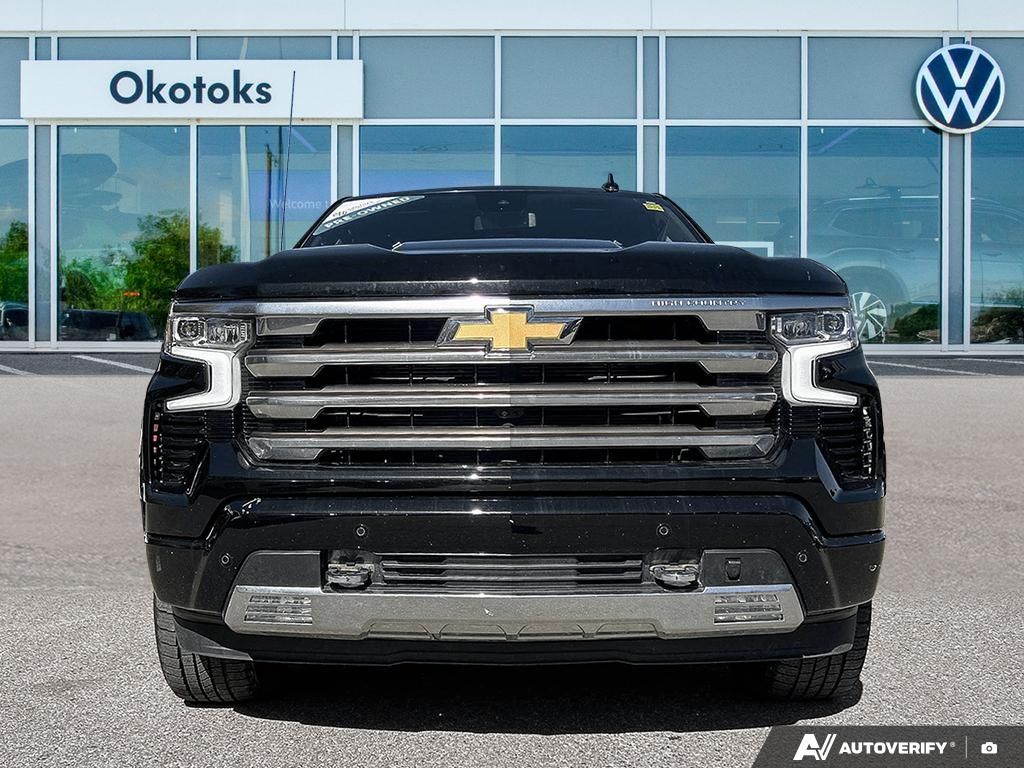 Photo 2022 Chevrolet Silverado 1500 High Country #2