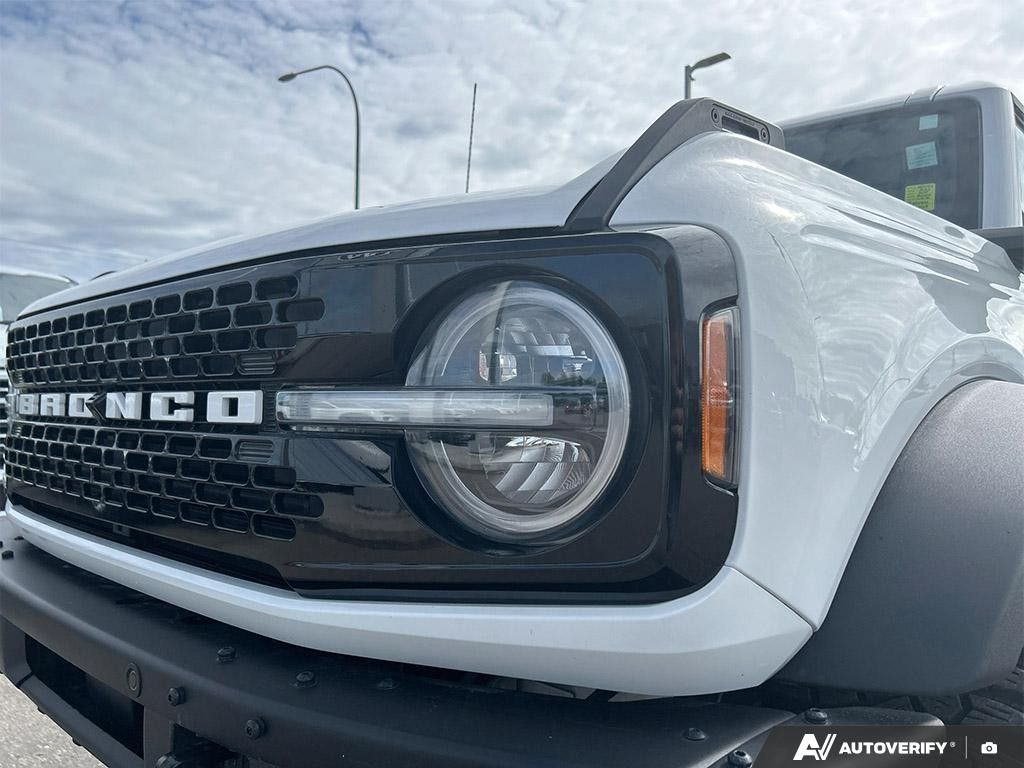 Photo 2023 Ford Bronco Wildtrak 4 Door Advanced 4x4 #8