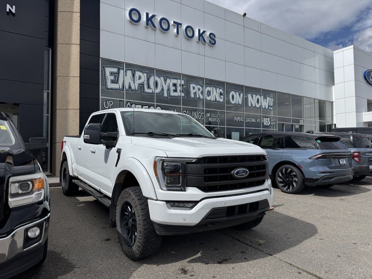 Photo 2023 Ford F-150 LARIAT 4WD SuperCrew 6.5' Box #2