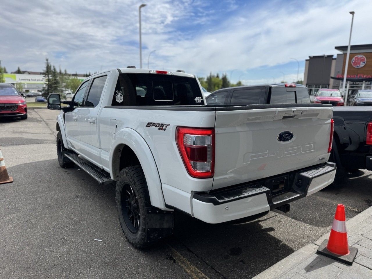 Photo 2023 Ford F-150 LARIAT 4WD SuperCrew 6.5' Box #5