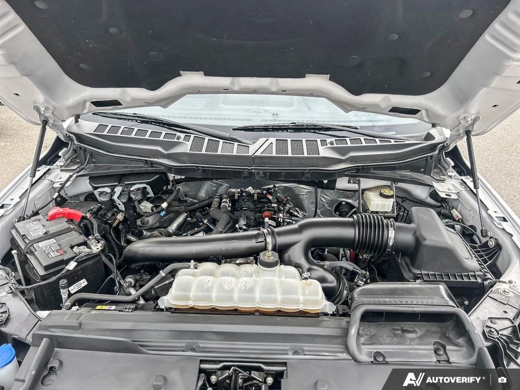 Photo 2024 Ford F-150 LARIAT 4WD SuperCrew 5.5' Box #7