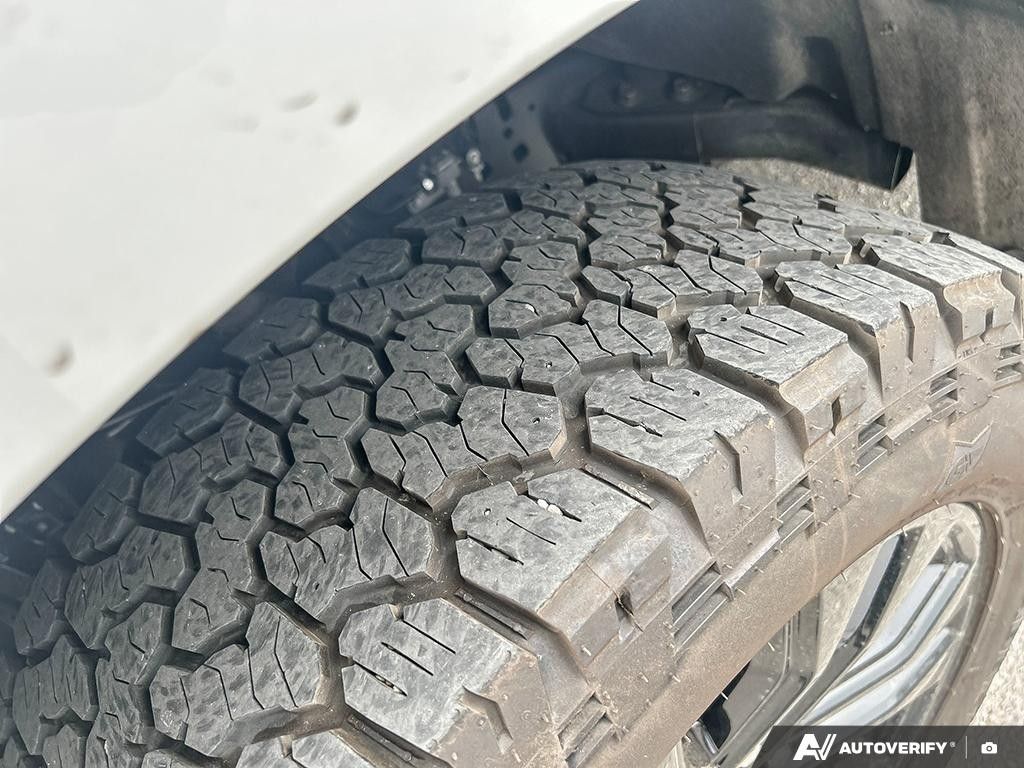 Photo 2024 Ford F-150 LARIAT 4WD SuperCrew 5.5' Box #5