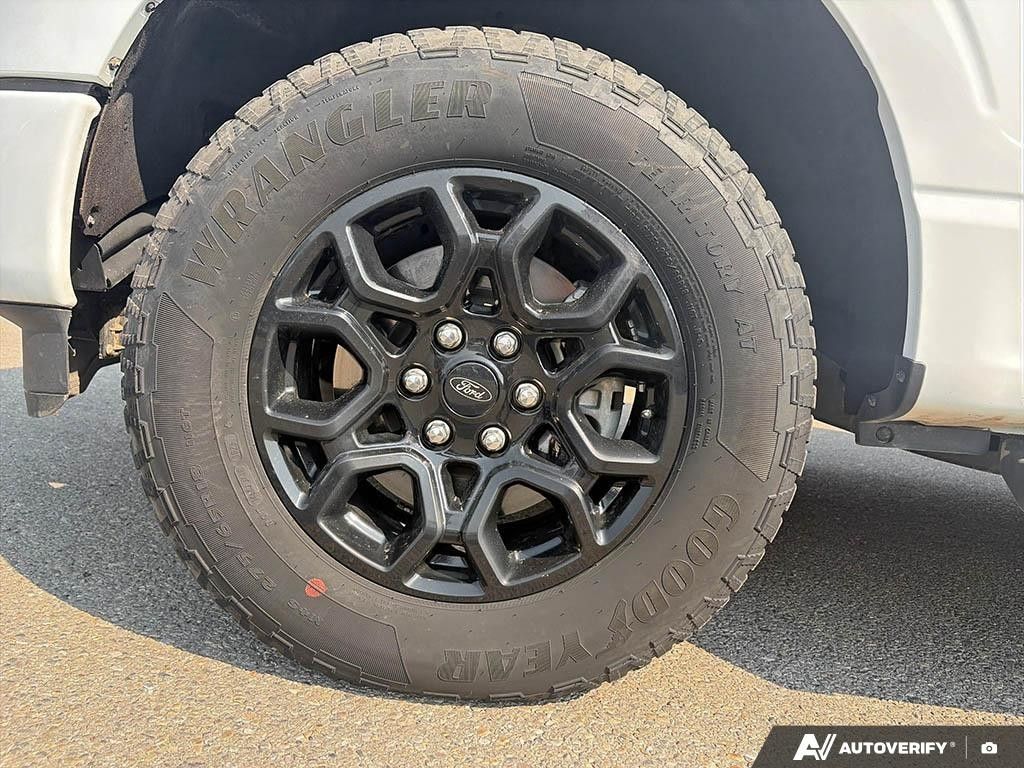 Photo 2025 Ford F-150 XLT 4WD SuperCrew 5.5' Box #6