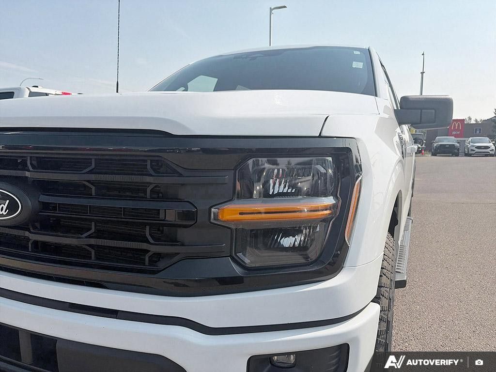 Photo 2025 Ford F-150 XLT 4WD SuperCrew 5.5' Box #8