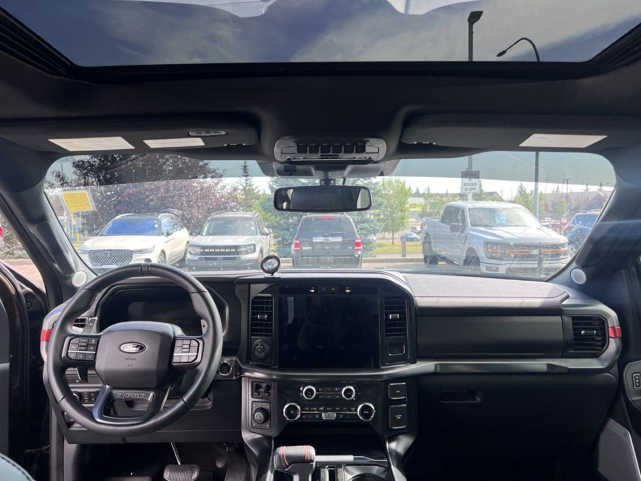 Photo 2025 Ford F-150 Raptor 4WD SuperCrew 5.5' Box #5