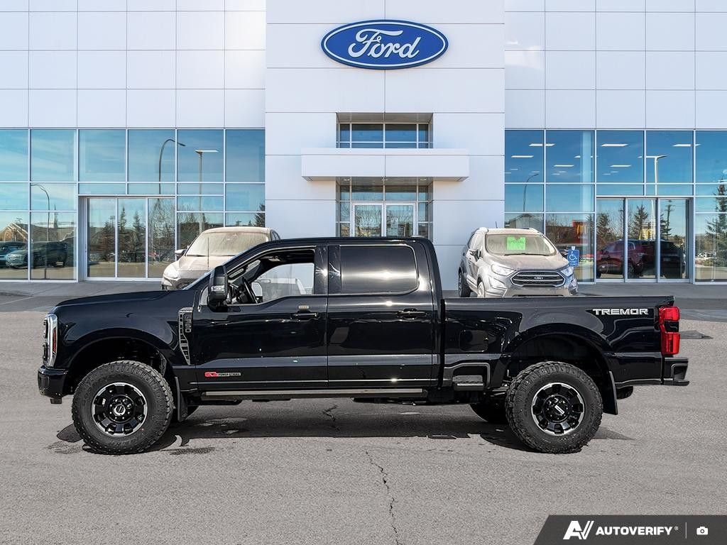 Photo 2025 Ford Super Duty F-350 SRW Platinum 4WD Crew Cab 6.75' Box #3