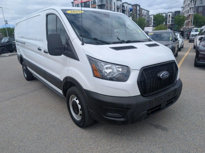 Photo 2025 Ford Transit Cargo Van T-250 148 Low Rf 9070 GVWR RWD #2