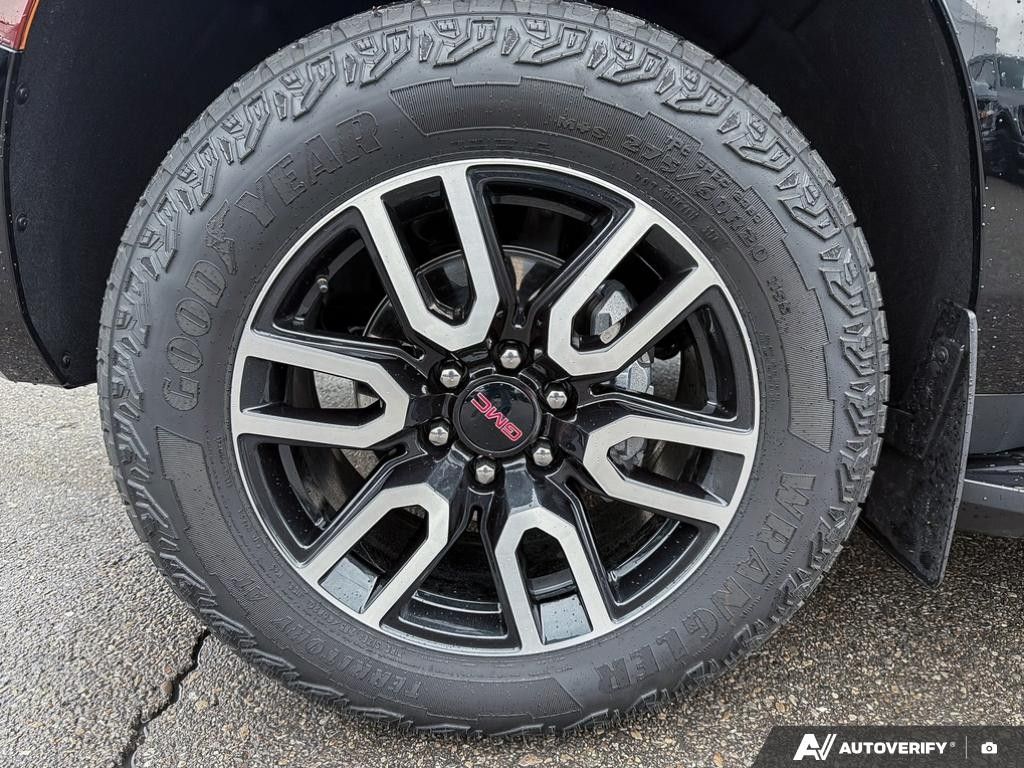 Photo 2024 GMC Yukon XL 4WD 4dr AT4 #6