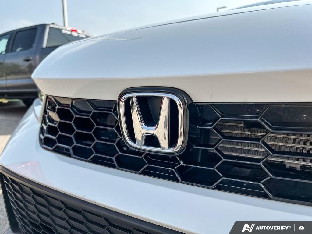 Photo 2025 Honda Civic Sedan Hybrid Sport Touring CVT Sedan #8