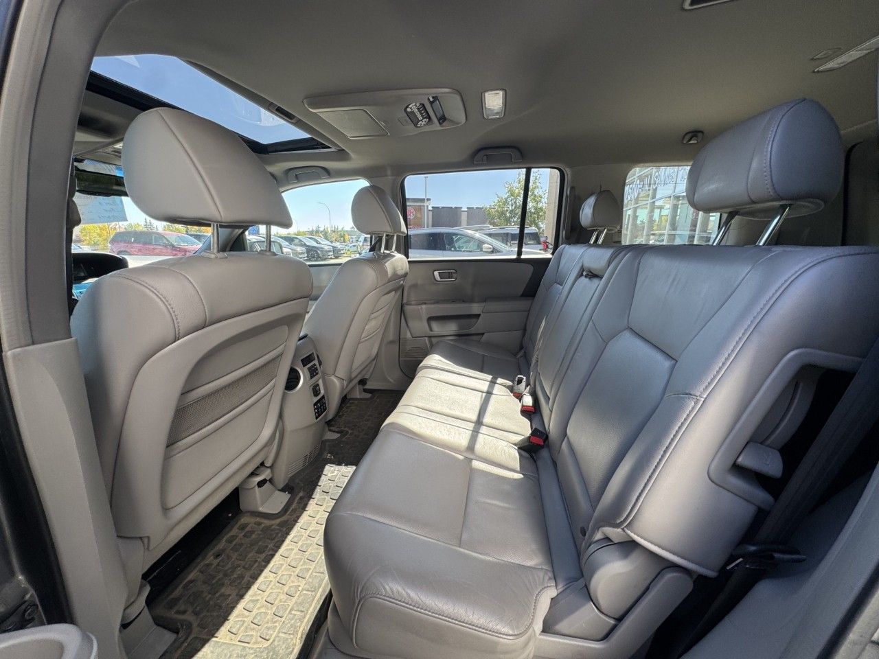 Photo 2009 Honda Pilot 4WD EX-L with DVD Rear Entertainment System #7