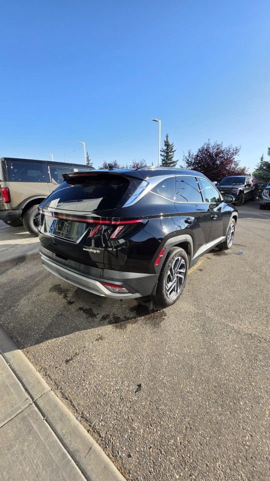 Photo 2025 Hyundai Tucson Plug-In Hybrid Ultimate AWD #3