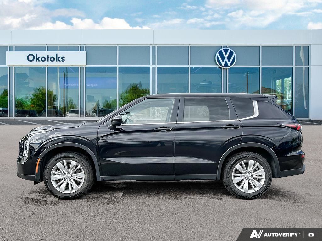 Photo 2026 Mitsubishi Outlander ES #3