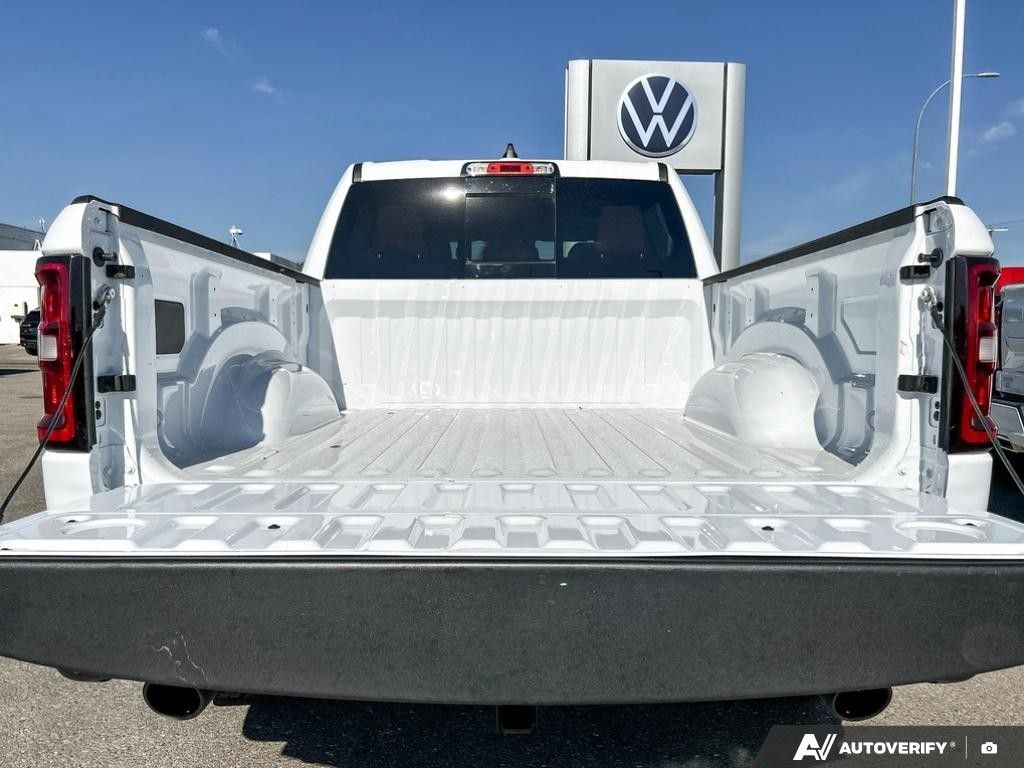 Photo 2025 Ram 1500 Rebel 4x4 Crew Cab 5'7 Box #8