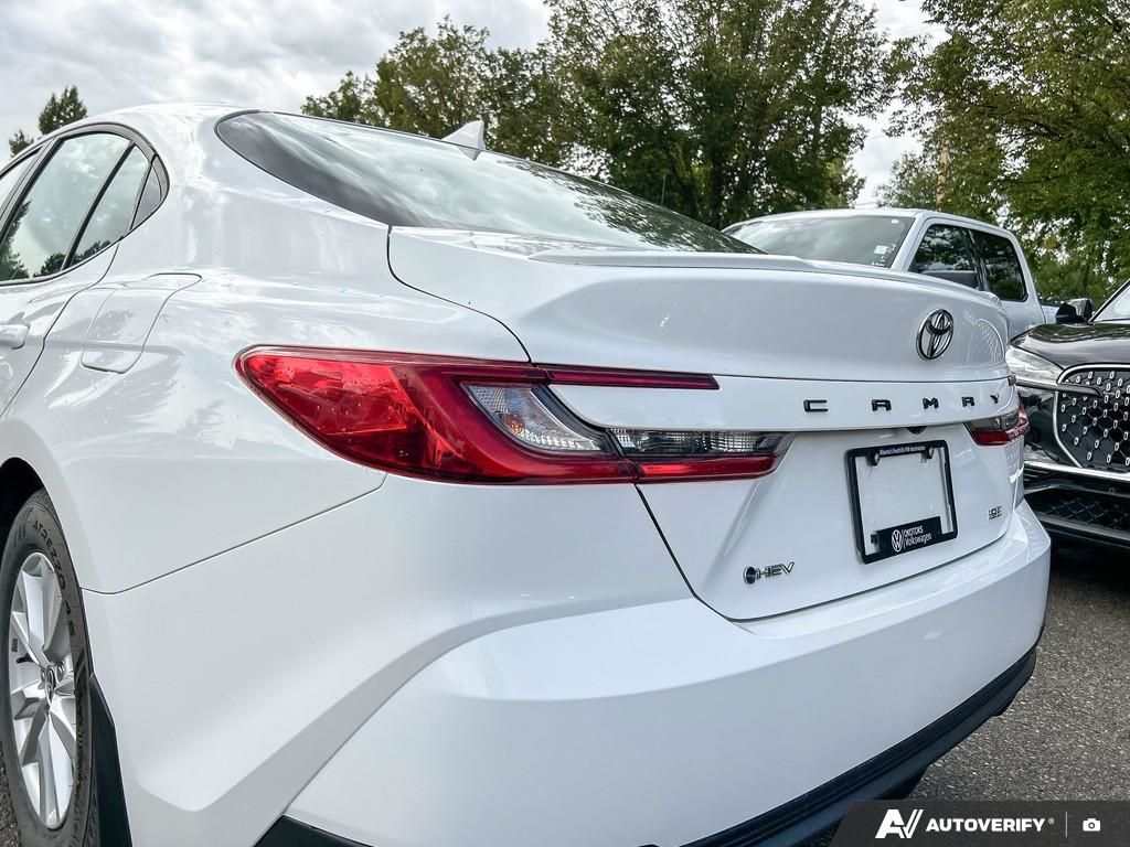 Photo 2025 Toyota Camry SE #7