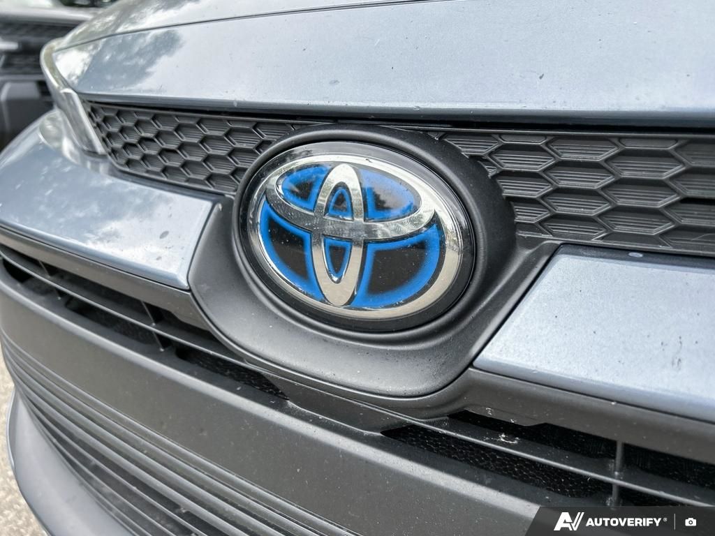 Photo 2024 Toyota Corolla Hybrid LE #8