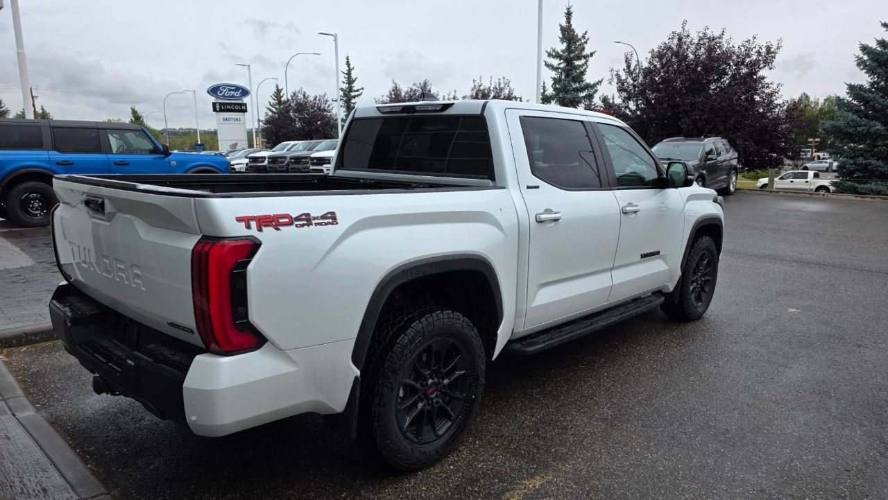 Photo 2025 Toyota Tundra #3