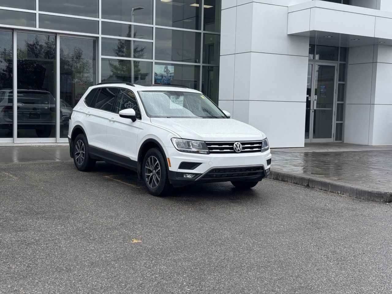 Photo 2021 Volkswagen Tiguan Comfortline 4MOTION #3