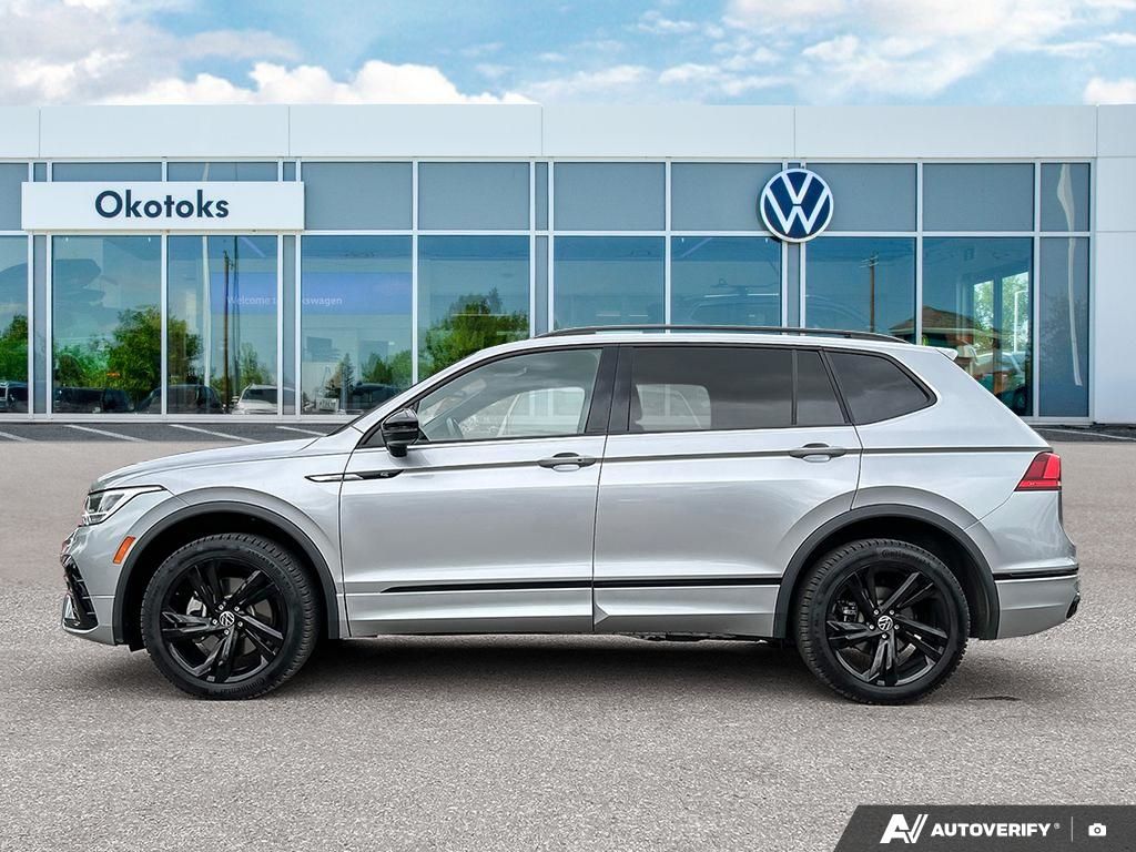 Photo 2024 Volkswagen Tiguan Comfortline R-Line Black Edition #3