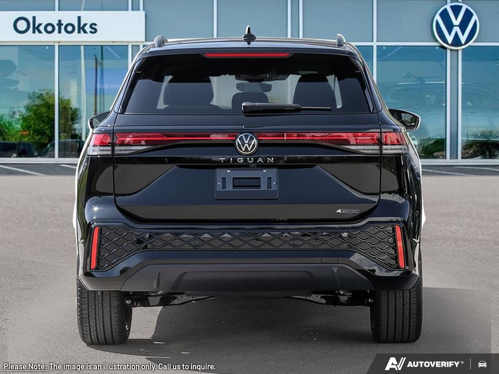Photo 2026 Volkswagen Tiguan Comfortline R-Line Black Edition 4MOTION #5