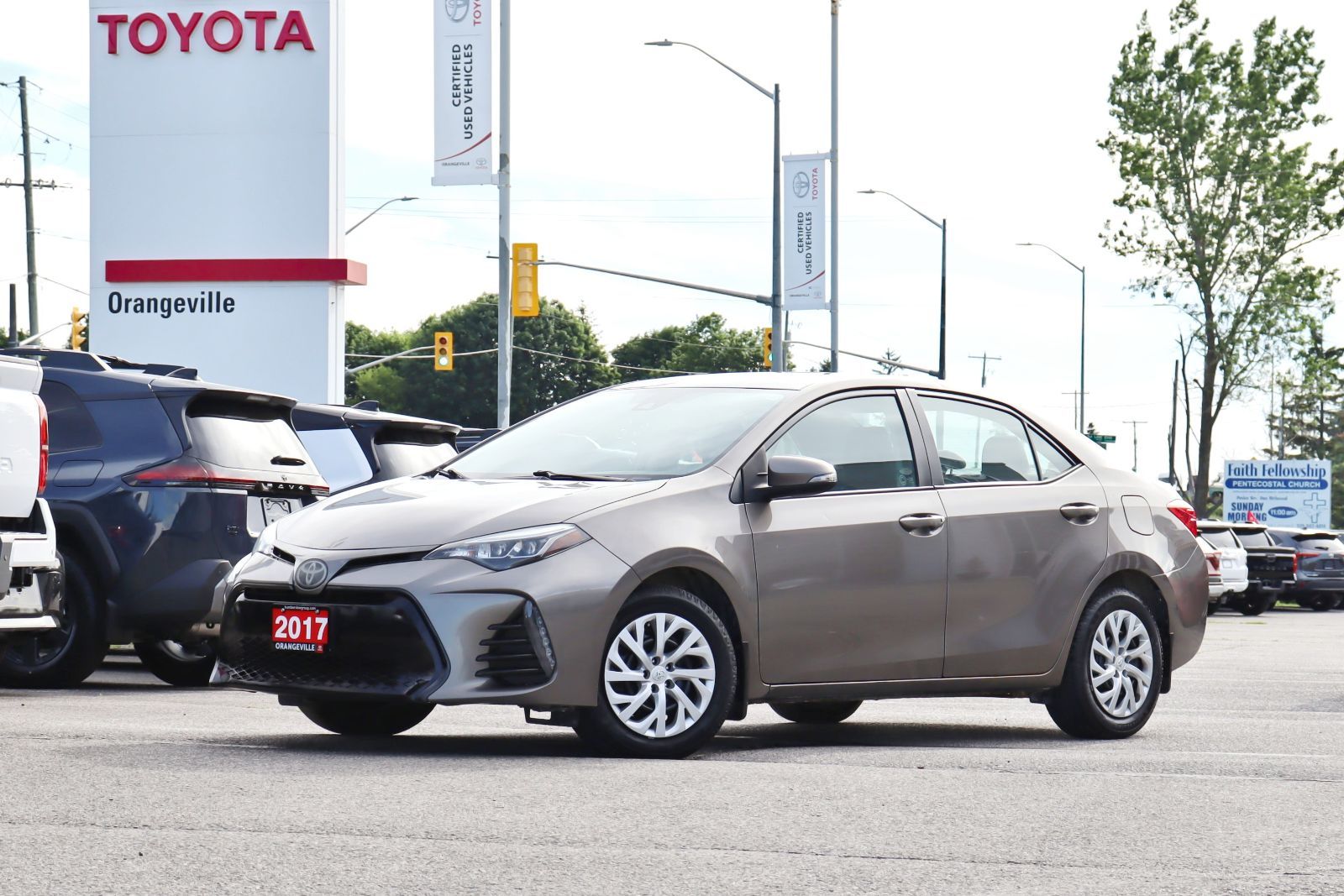 2017 Toyota Corolla SE, 6 Speed Manual, One Owner, Clean Carfax, Safety Certified, Heated Front Seats, Bluetooth