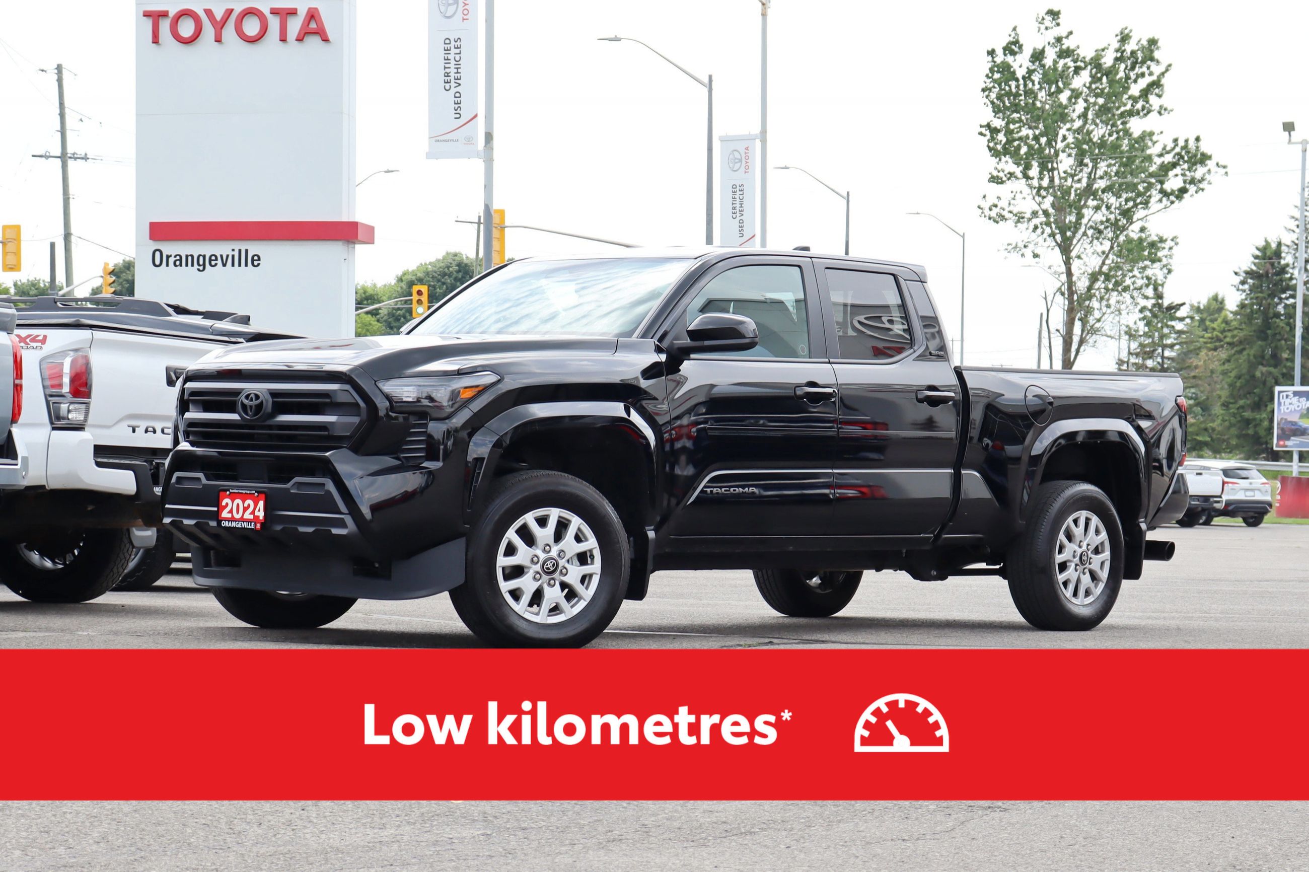 2024 Toyota Tacoma SR5 Double Cab 4x4, Low KM!! Toyota Certified Used, Clean Carfax, Heated Front Seats