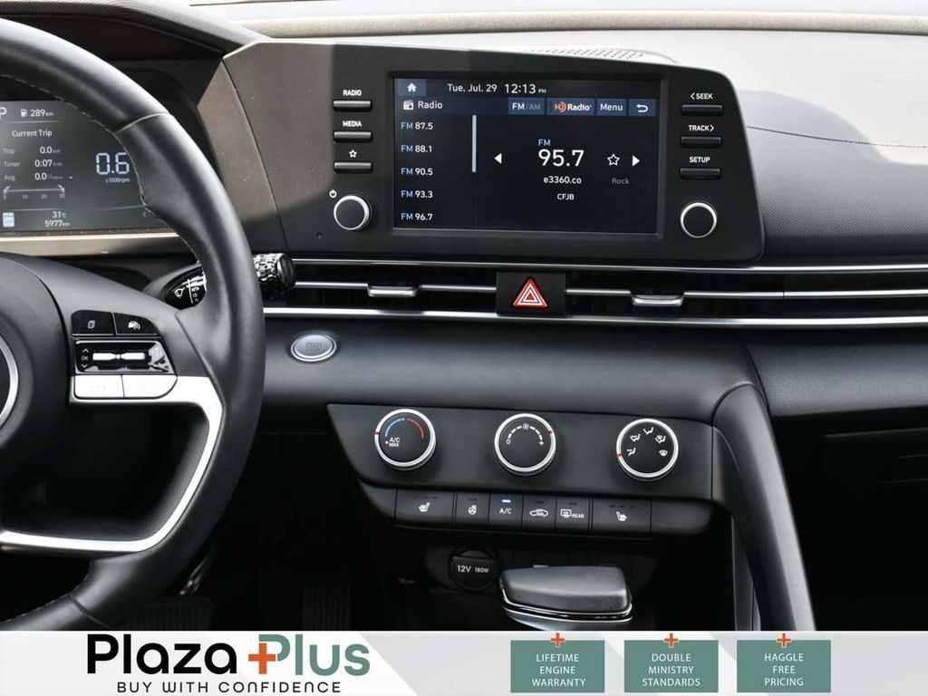 2024 Hyundai Elantra Preferred ANDROID AUTO | APPLE CARPLAY | HEATED SEATS
