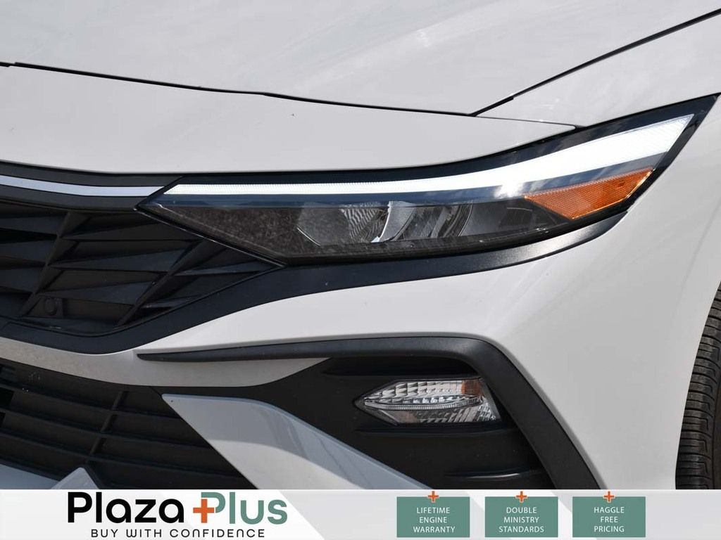 2024 Hyundai Elantra Preferred ANDROID AUTO | APPLE CARPLAY | HEATED SEATS