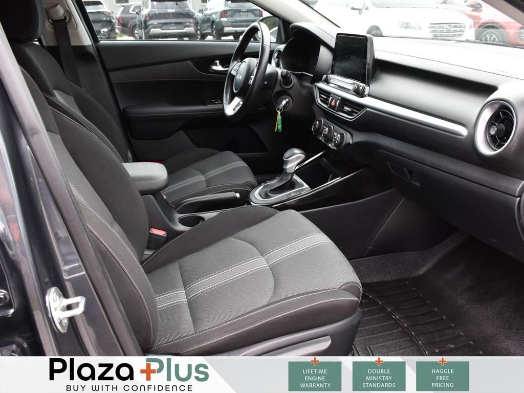 2024 Kia Forte EX BLIND SPOT MONITORS / LANE KEEP ASSIST