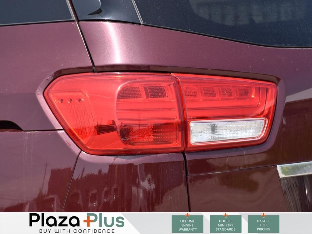 2016 Kia Sedona SX
