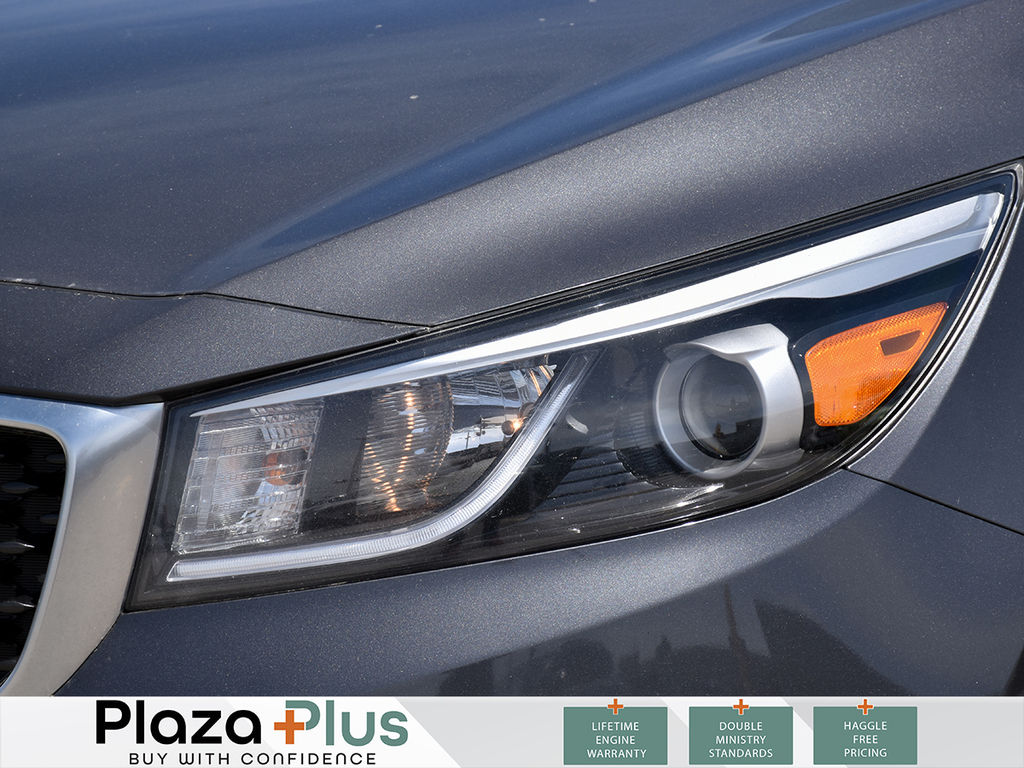 2017 Kia Sedona LX HEATED SEAT / BLUETOOTH / BACK UP CAMERA