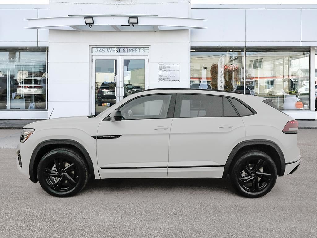2025 Volkswagen Atlas Cross Sport Comfortline R-Line Black Edition No Options / Oryx White Pearl